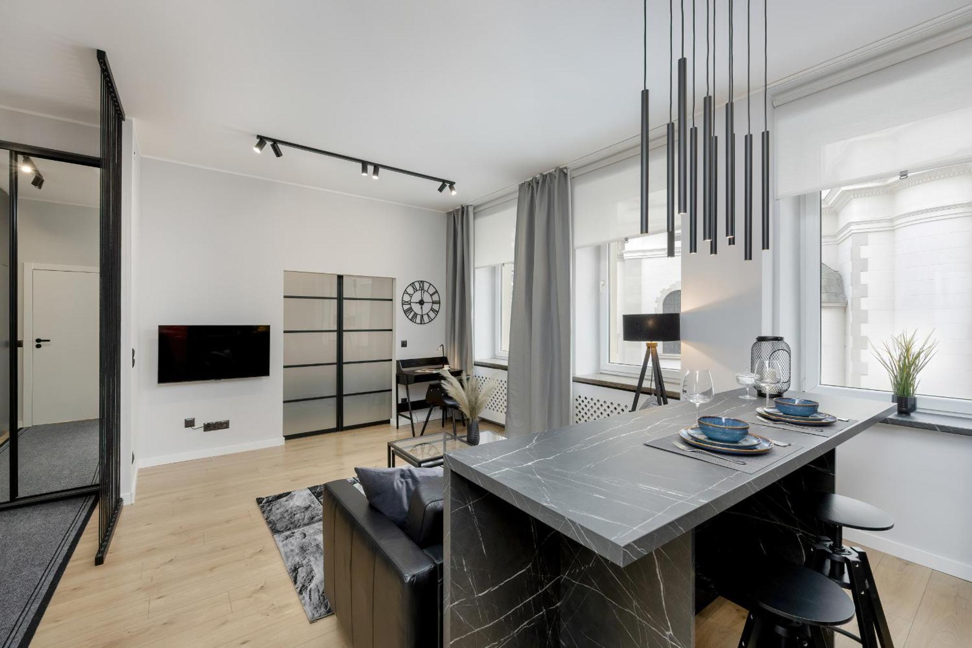 Exclusive Grey And Red Apartment In Warsaw Center By Noclegi Renters Buitenkant foto
