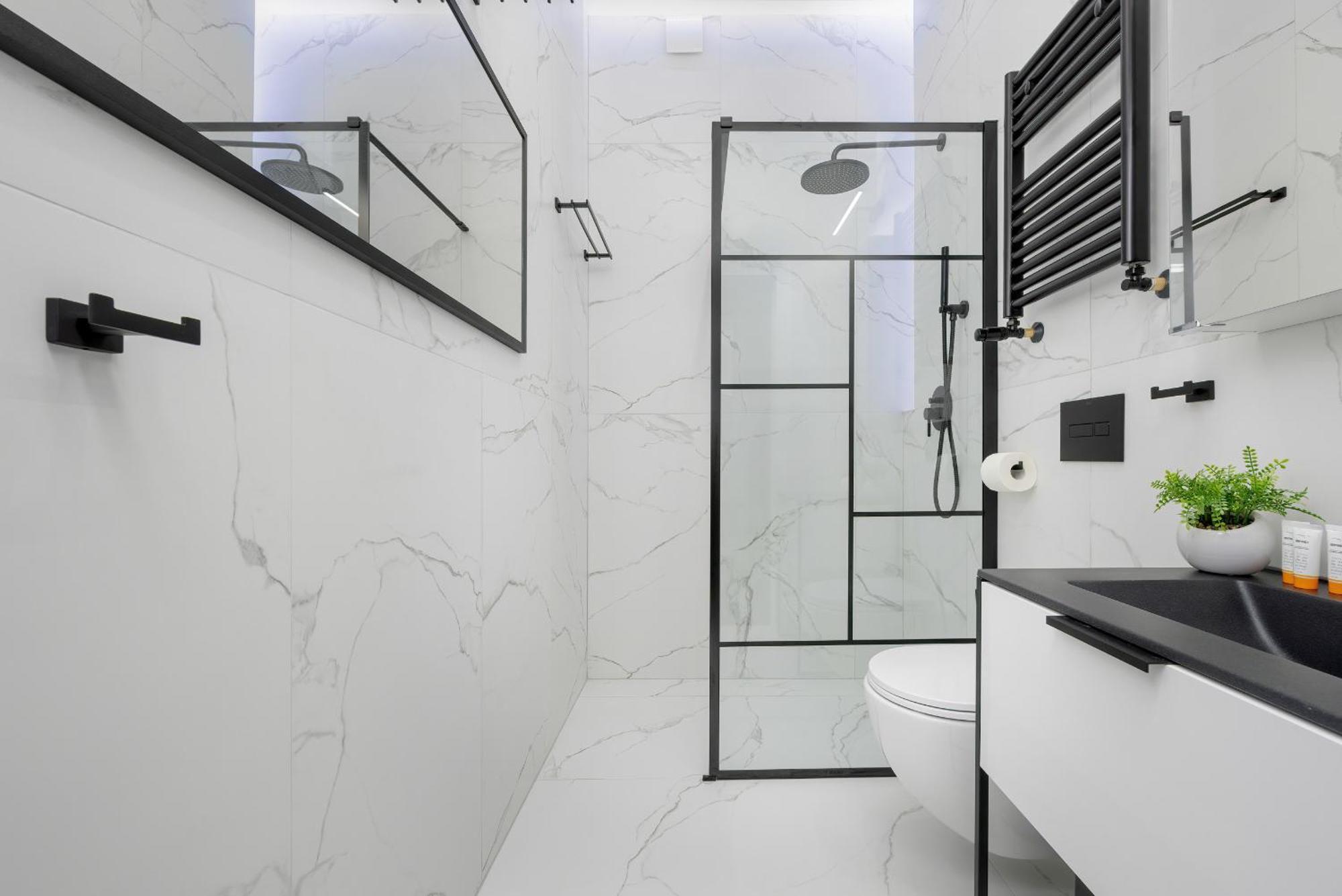 Exclusive Grey And Red Apartment In Warsaw Center By Noclegi Renters Buitenkant foto